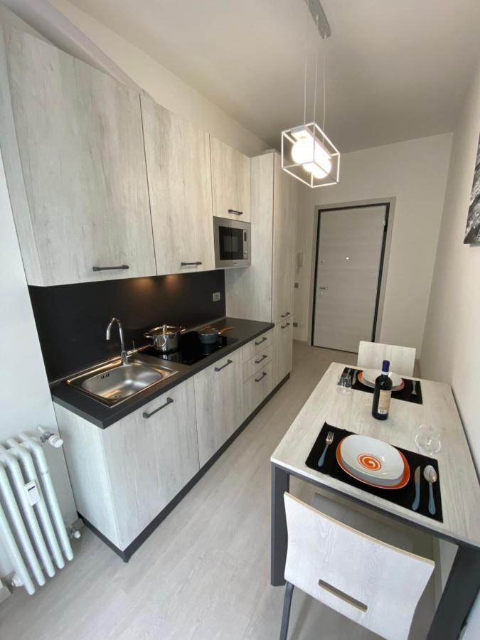 First Home Milán Exterior foto